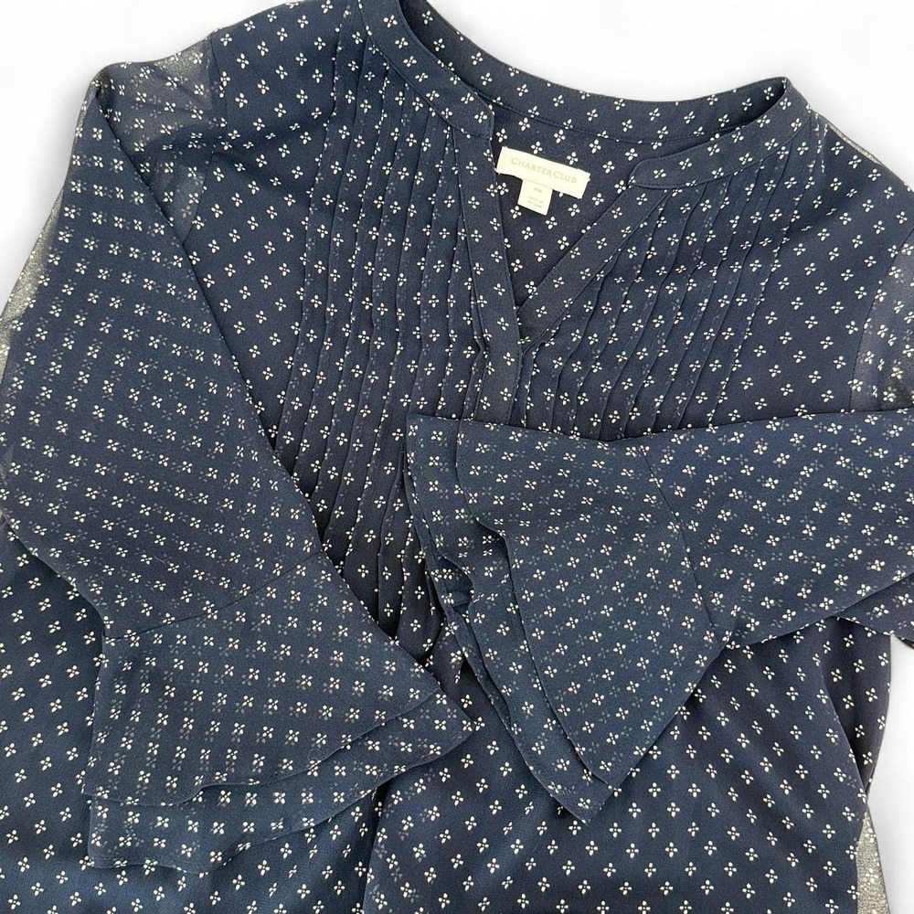 Charter Club‎ Navy Blue with White Floral Print Blouse PM